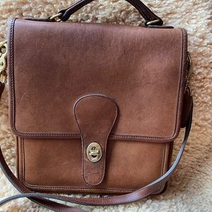 Early Vintage Coach Station Crossbody Bag NYC in tabac